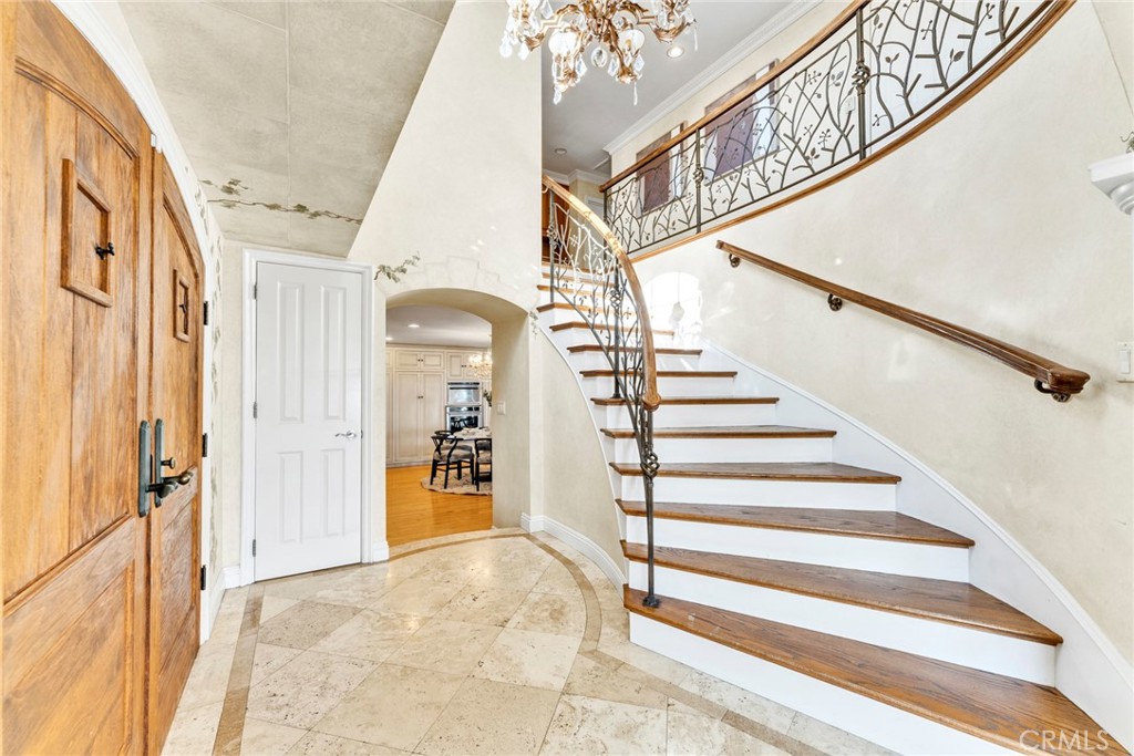 30946 Rue De La Pierre