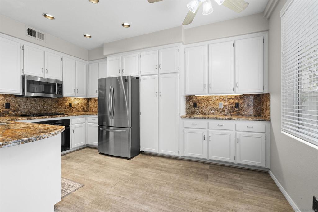 12565 Swan Canyon