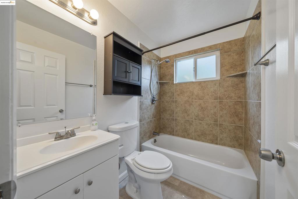 MARINA - Residential Income