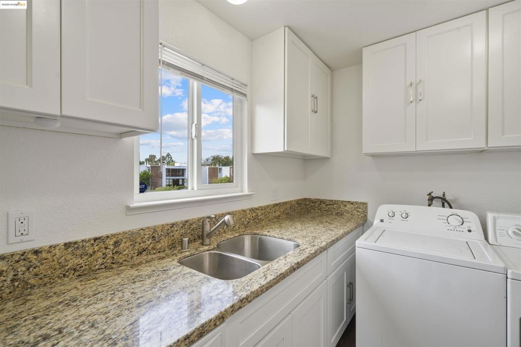 MARINA - Residential Income