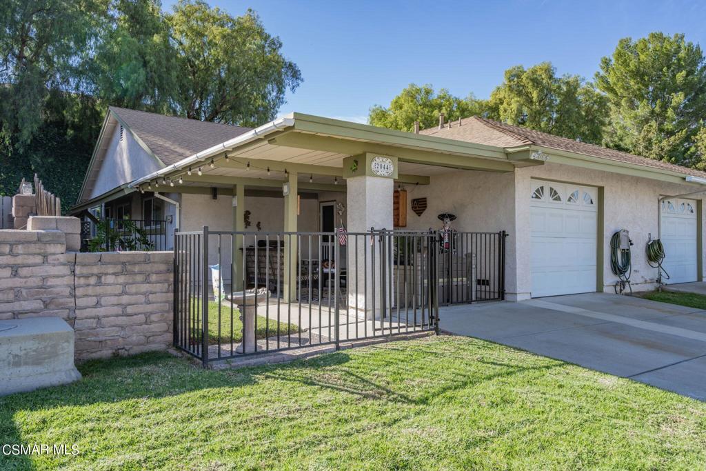 Hollow Hills-126 - 126 - Residential