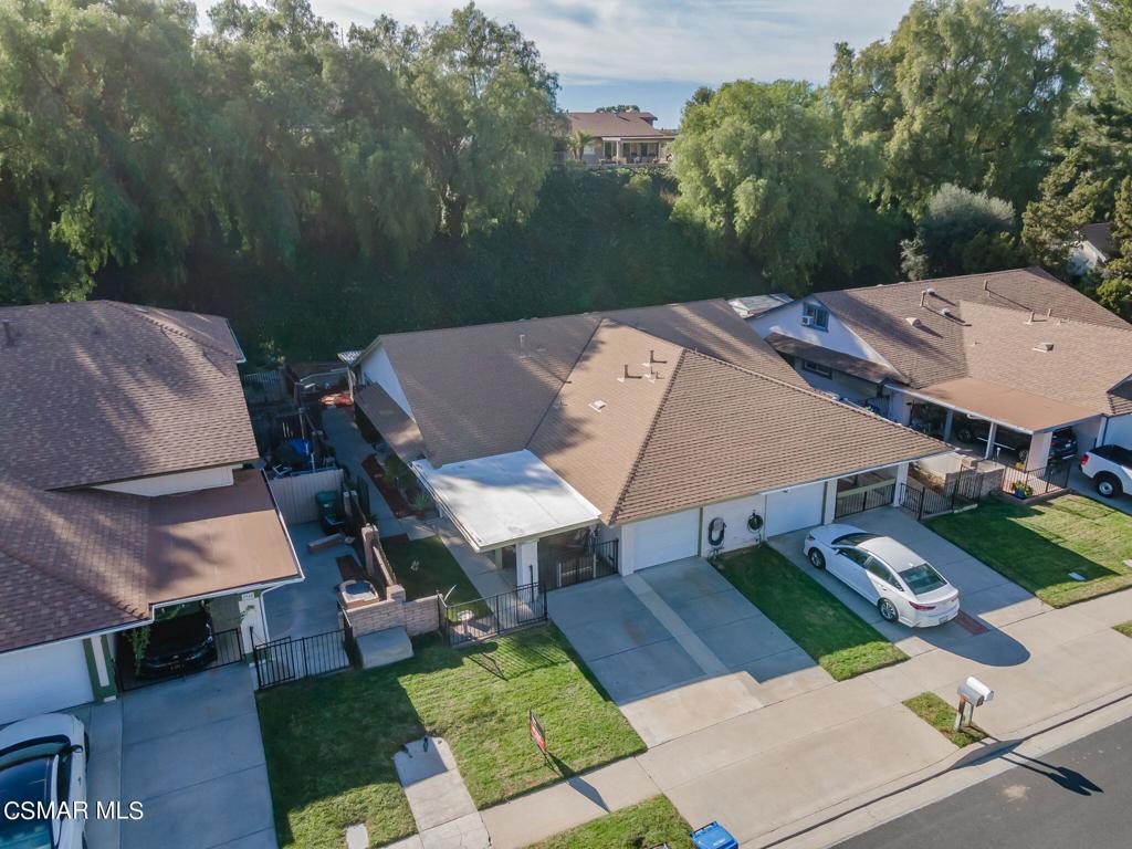 Hollow Hills-126 - 126 - Residential