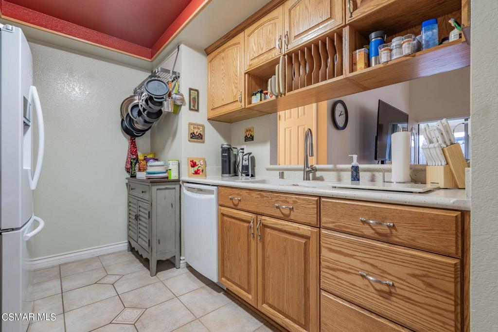 Hollow Hills-126 - 126 - Residential