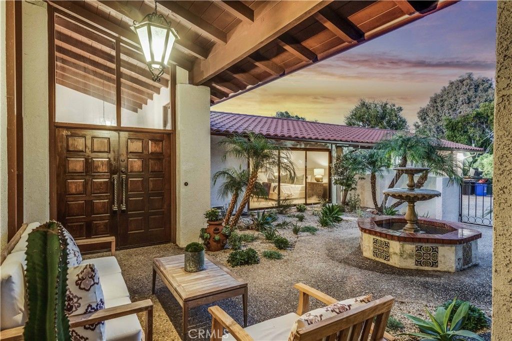 Photo of 2941 Via Pacheco, Palos Verdes Estates, CA 90274 (MLS # PV26066847)