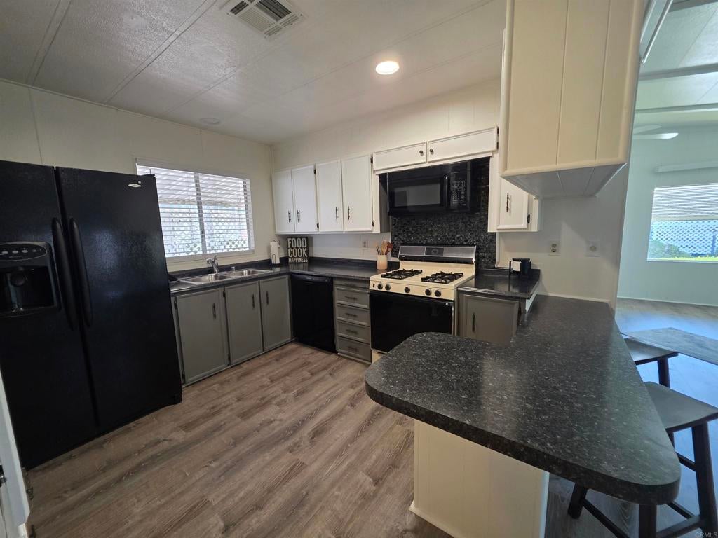 1212 H Street 156