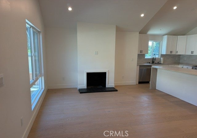 108 E Grandview