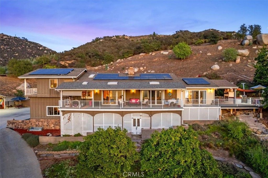 Photo of 775 Old Oak Ridge Rdg, San Marcos, CA 92069 (MLS # ND25232798)