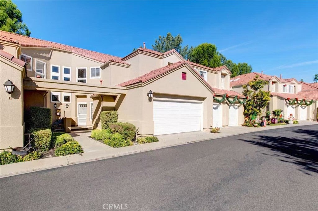 Photo of 13 Giotto, Aliso Viejo, CA 92656 (MLS # OC26177157)