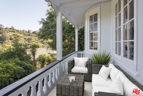 Photo of 2165 Valentine Street #2, Los Angeles, CA 90026 (MLS # 25581573)