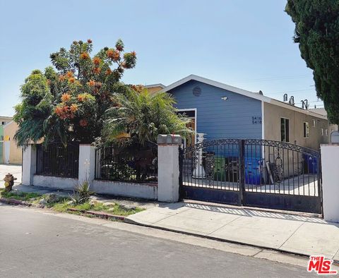 Photo of 5418 Smiley Drive, Los Angeles, CA 90016 (MLS # 26657161)