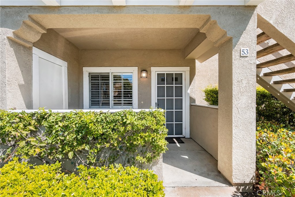 Welcome to 53 Via Meseta - Chic and Stylish Living in the Heart of Rancho Santa Margarita. Located in the desirable Las Flores III community, this beautifully updated 2-bedroom, 2-bathroom residence combines modern upgrades with exceptional lifestyle amenities. A brand-new kitchen showcases sleek finishes, ample storage, and a stunning chef’s stove, ideal for both everyday cooking and gourmet creations. The inviting living room features a cozy fireplace, perfect for relaxing evenings. Residents of Las Flores III enjoy private access to an on-site community pool, along with full membership to SAMLARC’s impressive array of amenities. These include the Beach Club & Lagoon, multiple swimming pools, sports courts for tennis, pickleball, and basketball, scenic walking and biking trails, beautifully maintained parks, shaded picnic areas, community clubhouses, outdoor amphitheater, and the fun-filled Central Park splash pad. Ideally located close to acclaimed schools, popular shopping centers, local dining spots, and easy access to the 241 Toll Road, this residence offers a lifestyle of ease and accessibility, set within a community known for its exceptional amenities and welcoming atmosphere.