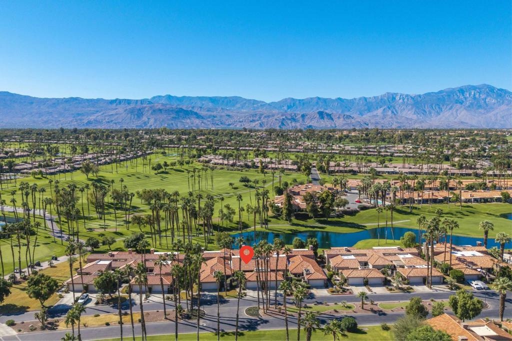 Palm Valley CC - Residential