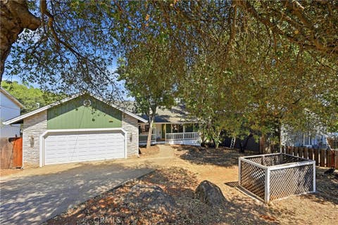 Photo of 18120 N Shore DR, Hidden Valley Lake, CA 95467 (MLS # LC26132859)