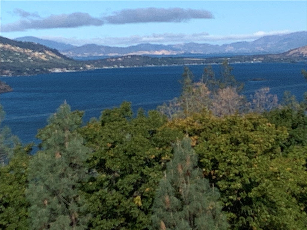 13356 Point Lakeview