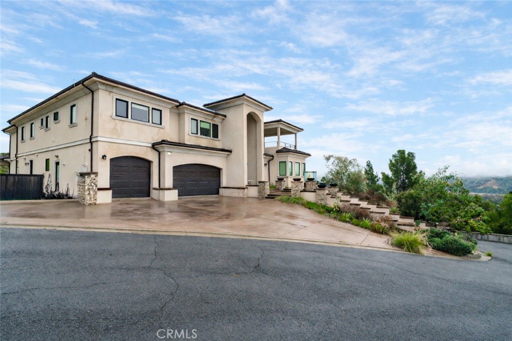 5350 Avenida De Michelle