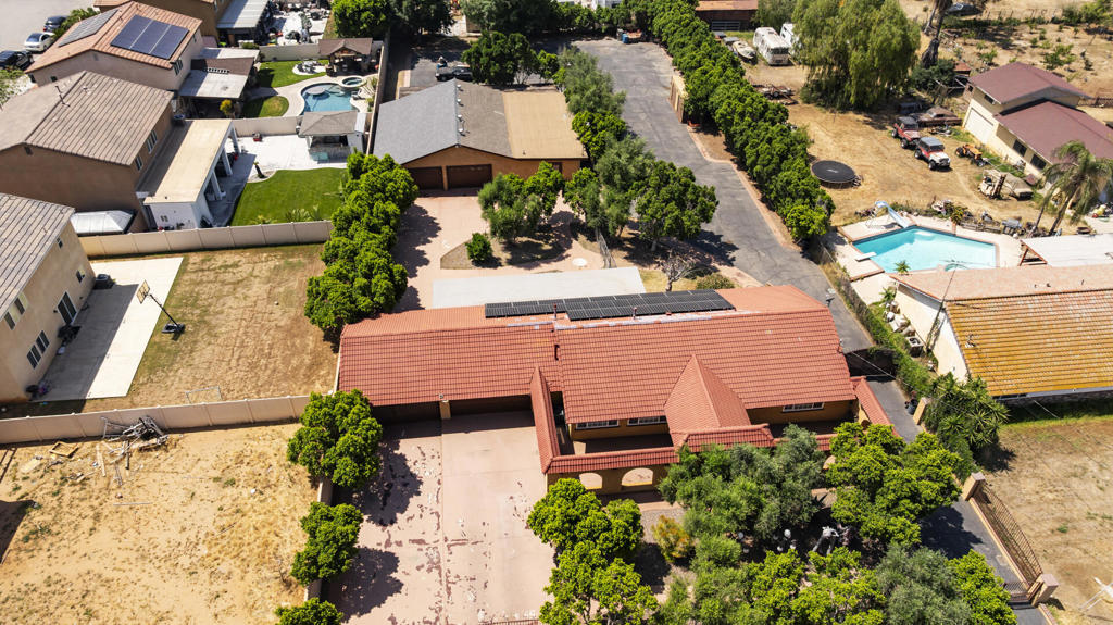 7858 Sherry Lane