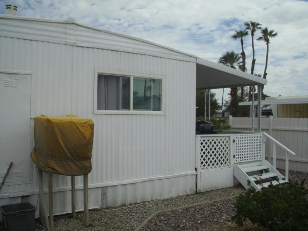 Tri Palm Estates - Manufactured In Park