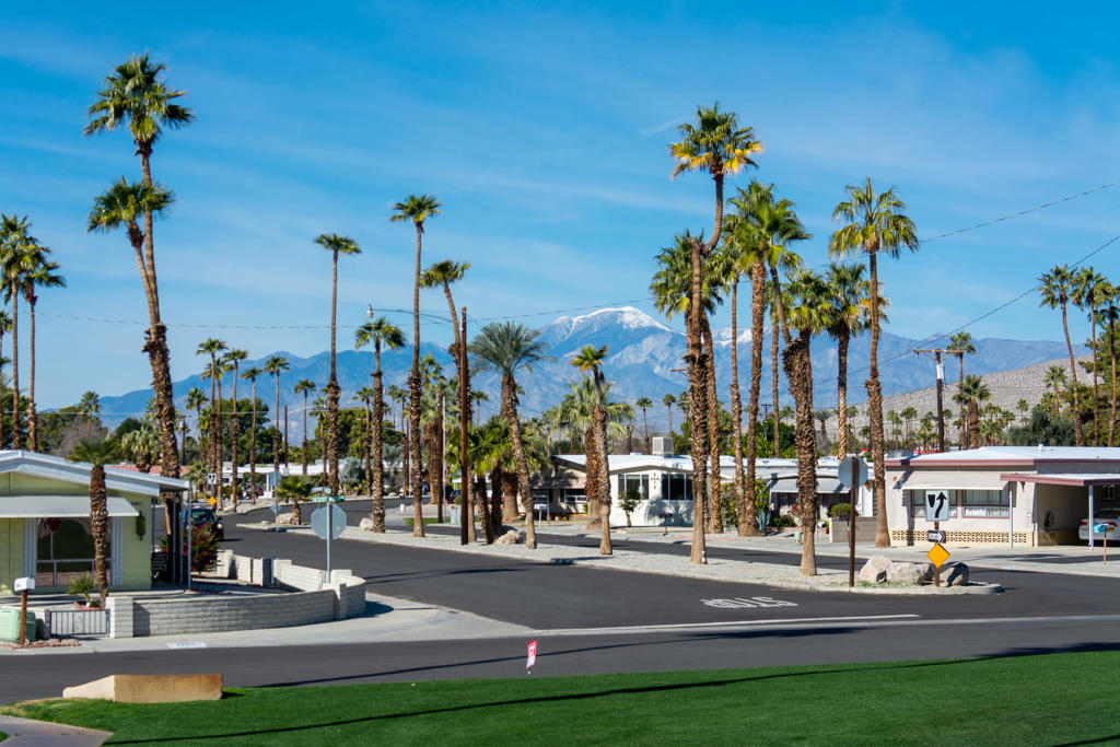 Tri Palm Estates - Manufactured In Park