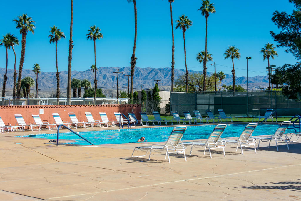 Tri Palm Estates - Manufactured In Park