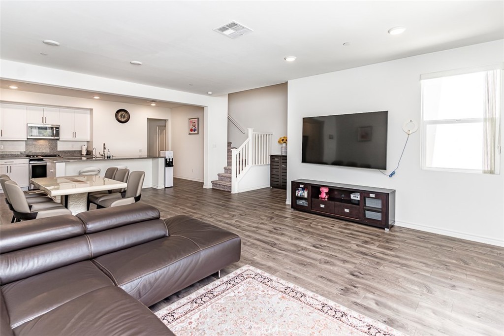 8563 Corsica Lane