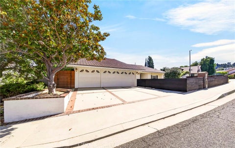 Photo of 26582 Academy DR, Palos Verdes Peninsula, CA 90274 (MLS # SB26208597)