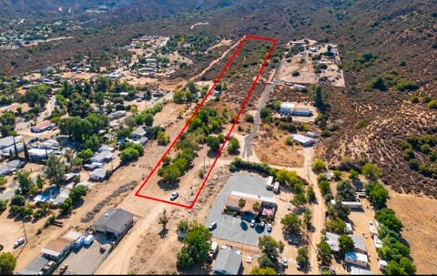 Photo of 18921 Grand Ave, Lake Elsinore, CA 92530 (MLS # IG26202389)
