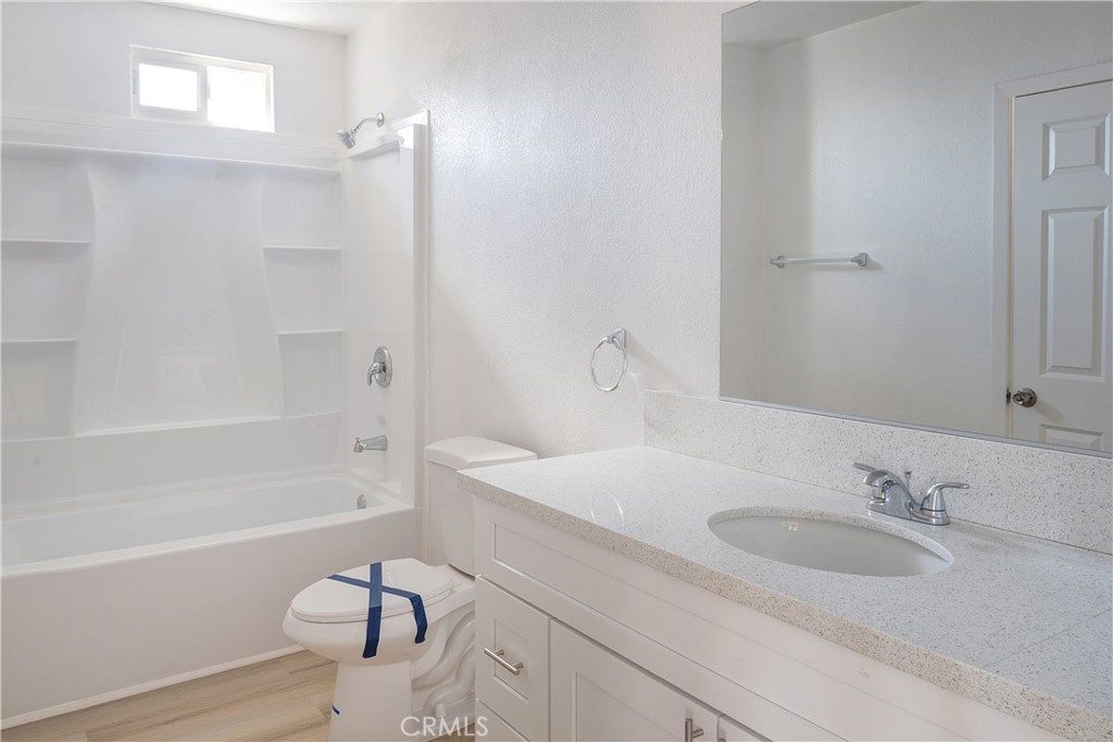 17820 Sycamore Street