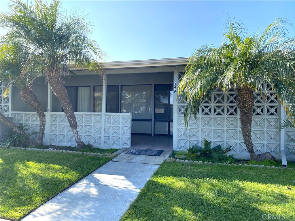 13265 Del Monte Dr., M12-35E