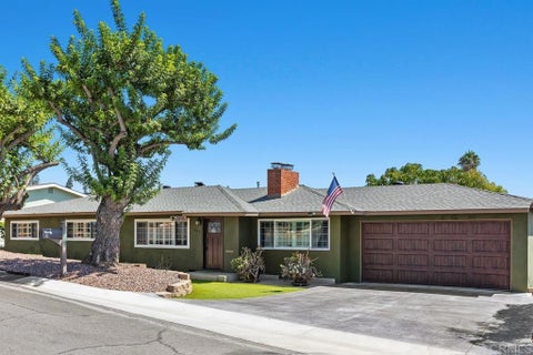 Photo of 351 E 10th Ave AVE, Escondido, CA 92025 (MLS # NDP2608915)