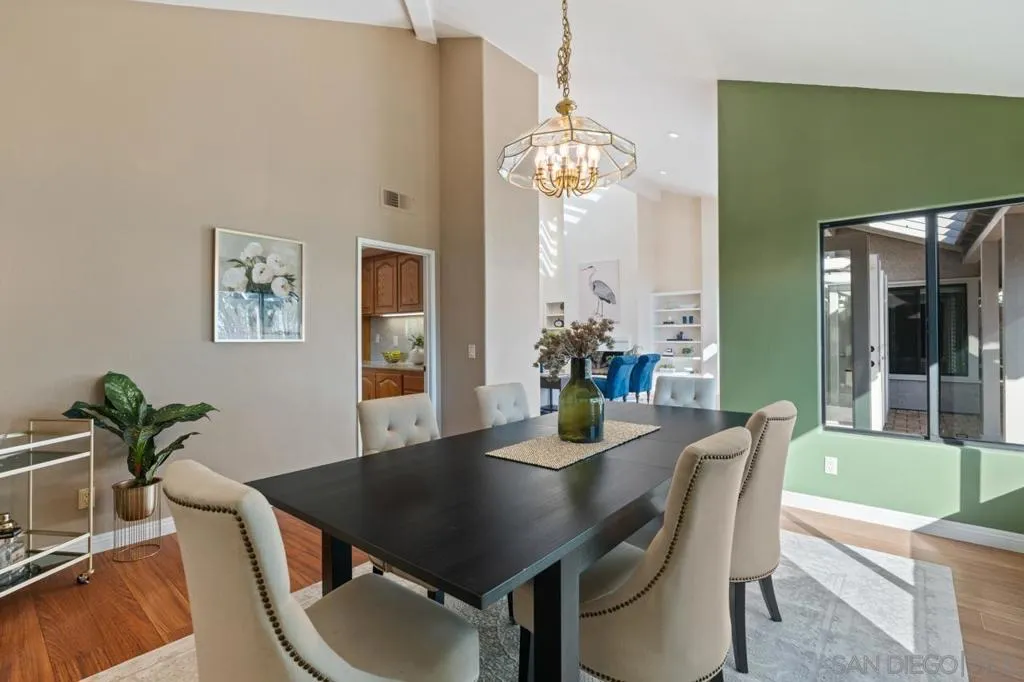 San Diego, California 92131, United States, 3 Bedrooms Bedrooms, ,2 BathroomsBathrooms,Residential,Active,253202