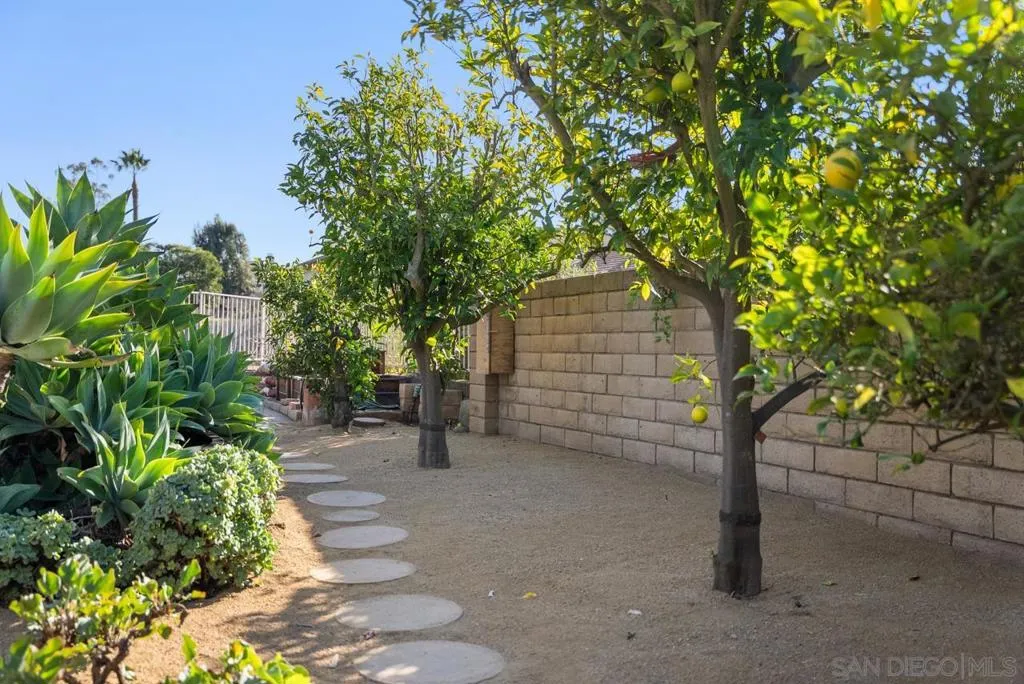 San Diego, California 92131, United States, 3 Bedrooms Bedrooms, ,2 BathroomsBathrooms,Residential,Active,253202