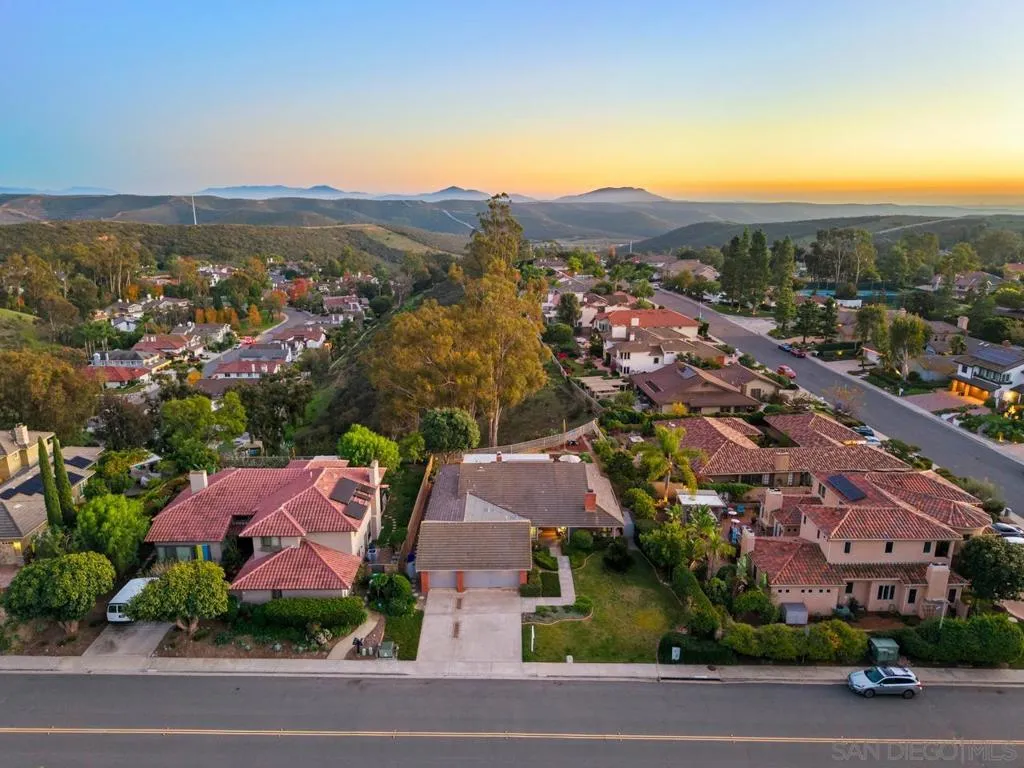 San Diego, California 92131, United States, 3 Bedrooms Bedrooms, ,2 BathroomsBathrooms,Residential,Active,253202