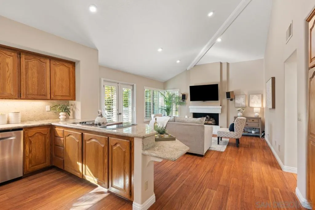 San Diego, California 92131, United States, 3 Bedrooms Bedrooms, ,2 BathroomsBathrooms,Residential,Active,253202