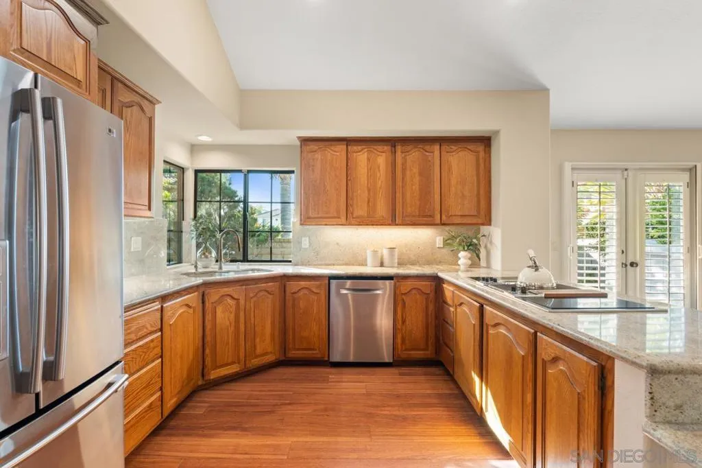 San Diego, California 92131, United States, 3 Bedrooms Bedrooms, ,2 BathroomsBathrooms,Residential,Active,253202