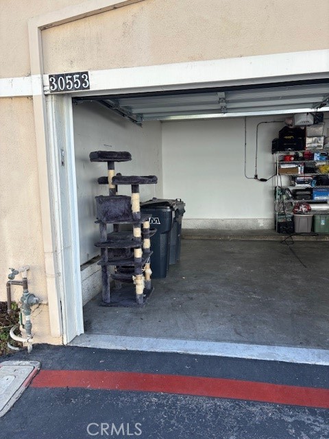 Lake Lindero Townhomes (A) (891) - Residential Lease