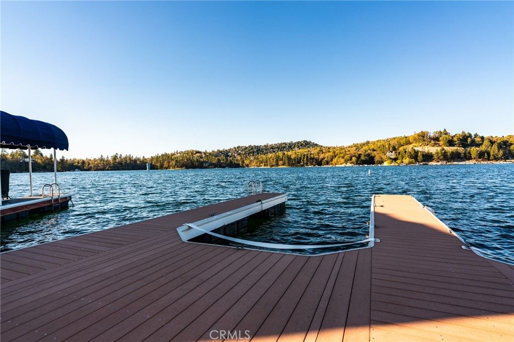 listing image 130729541545542587165