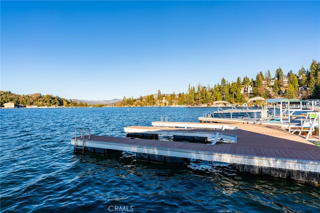 listing image 130722273860212074310