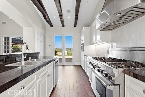 4 Coral Cay