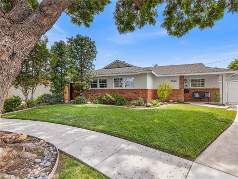 Photo of 3444 Knoxville Avenue, Long Beach, CA 90808 (MLS # PW26181536)