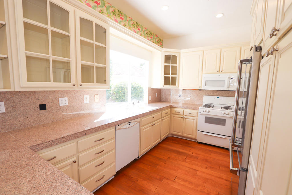 Mission Lakes - Residential Lease