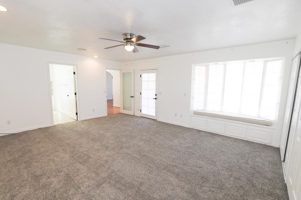 Mission Lakes - Residential Lease