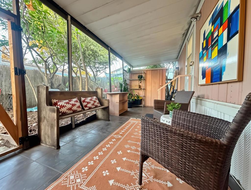 4300 Soquel Drive 76