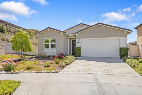 Photo of 28816 Sedge Lane, Saugus, CA 91350 (MLS # SR25152980)