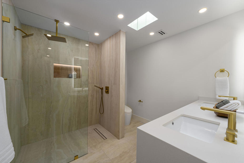 Seven Lakes C.C. - Residential