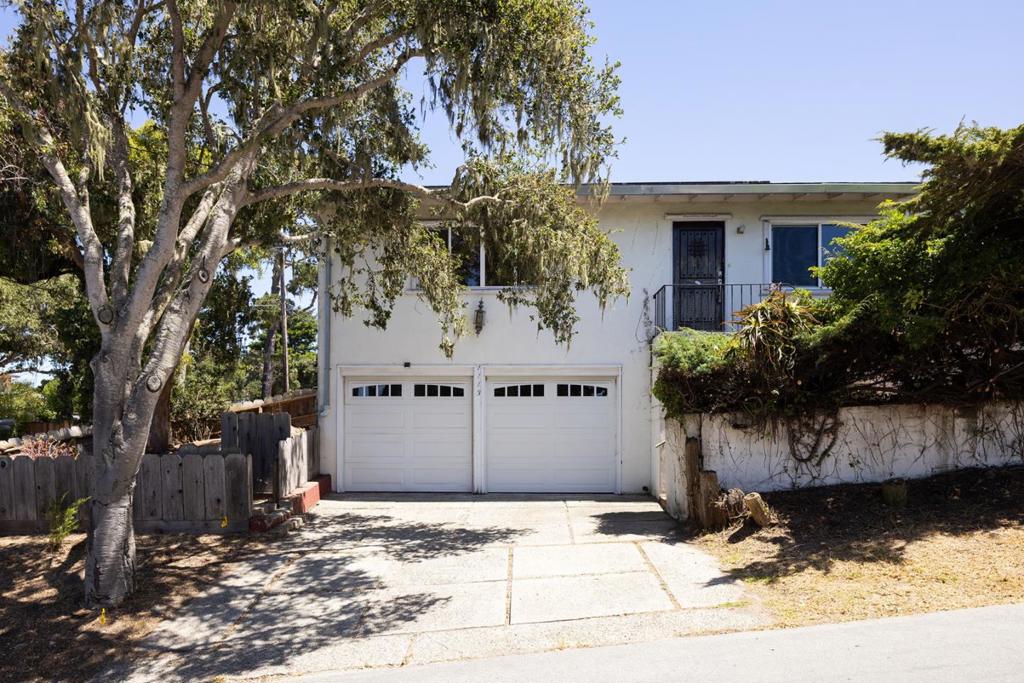 This is your opportunity to unlock the magic this gem has underneath. Nestled in the heart of Pacific Grove the inviting home offers 3 bedrooms and 2 bathrooms, all within a generous 1,462 square feet of comfortable living space. With a functional and appealing layout, the potential is abundant. Situated on a 4,500 square foot lot, this property is a blend of cozy indoor living and manageable outdoor space. So come and discover this home within easy access to the best of all Pacific Grove has to offer.