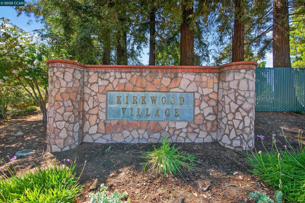 Welcome to this clean, bright, first floor 2 bedroom corner cutie just waiting for you to call it home! Brand new flooring, window coverings, lighting, closet doors, dishwasher and kitchen range, also HVAC replaced approx. 5 years ago! Enjoy 2 swimming pools, quaint patio to enjoy your morning coffee, tennis courts - and close to so many wonderful things Concord has to offer! Near Concord Pavillion (so many great events are held there), shopping, dining, hiking trails, transportation and much much more!