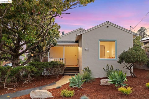 Photo of 2559 Rampart ST, Oakland, CA 94602 (MLS # 41144888)