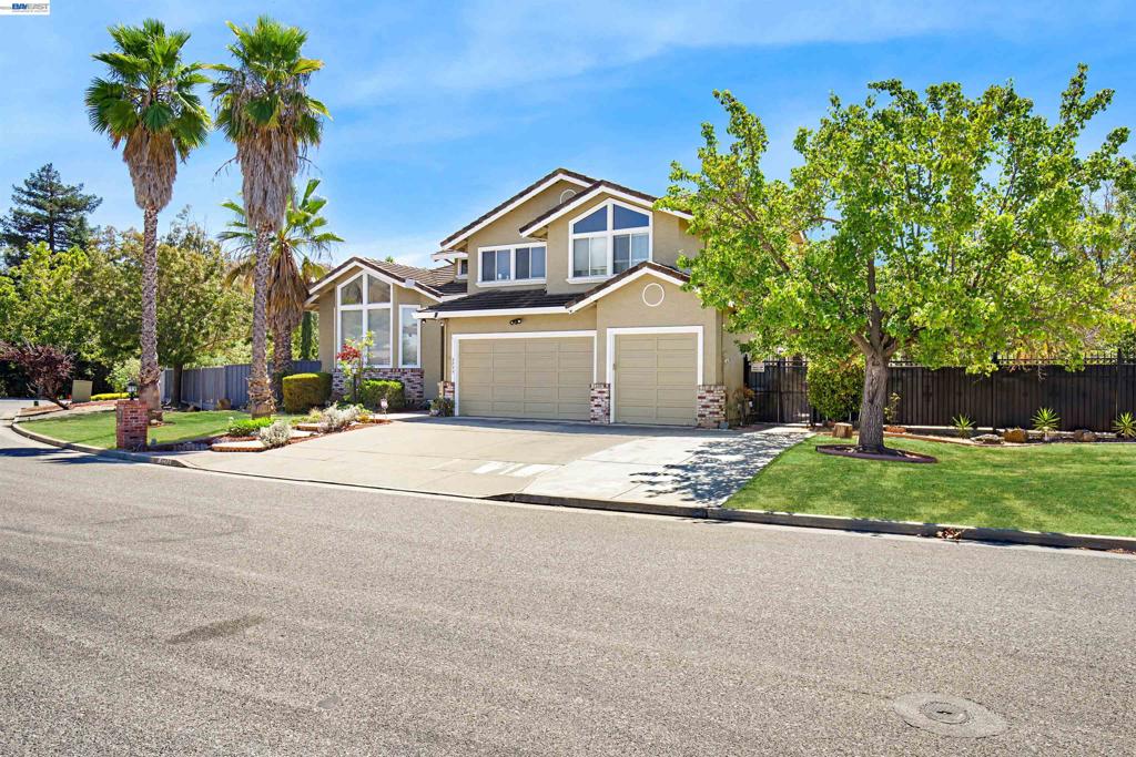 6299 Scenic Meadow Ln