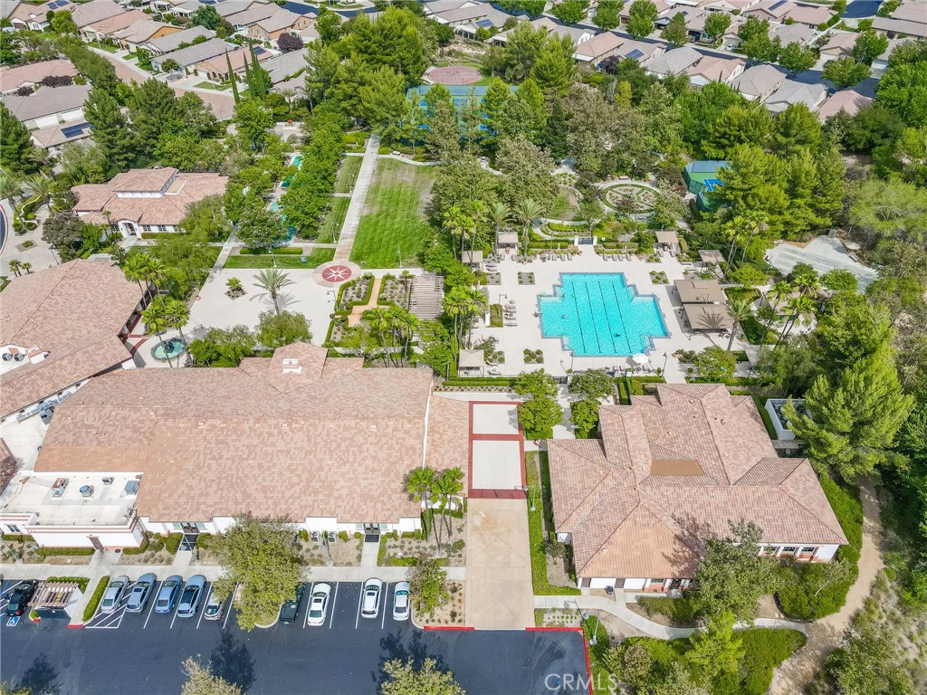 Four Seasons - Residential