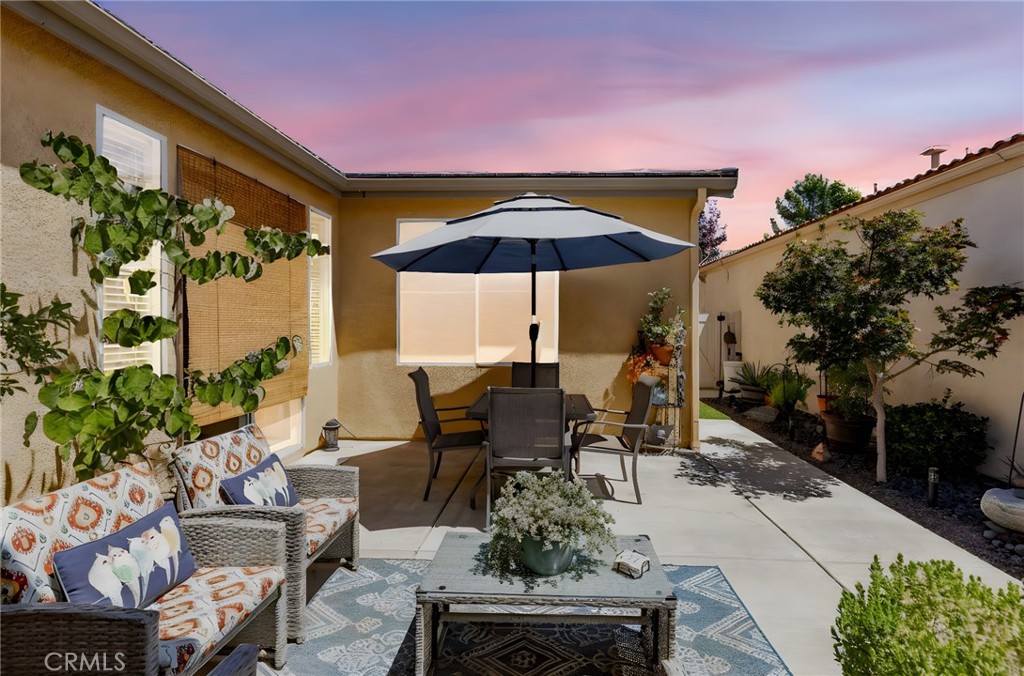 Four Seasons - Residential